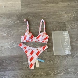 Orange White Tribal Print Retro Bikini NWT Cupshe Size Medium